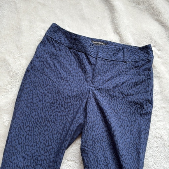 Banana Republic Cropped Dress Pants | Textured Navy | Size 4P - Picture 2 of 7